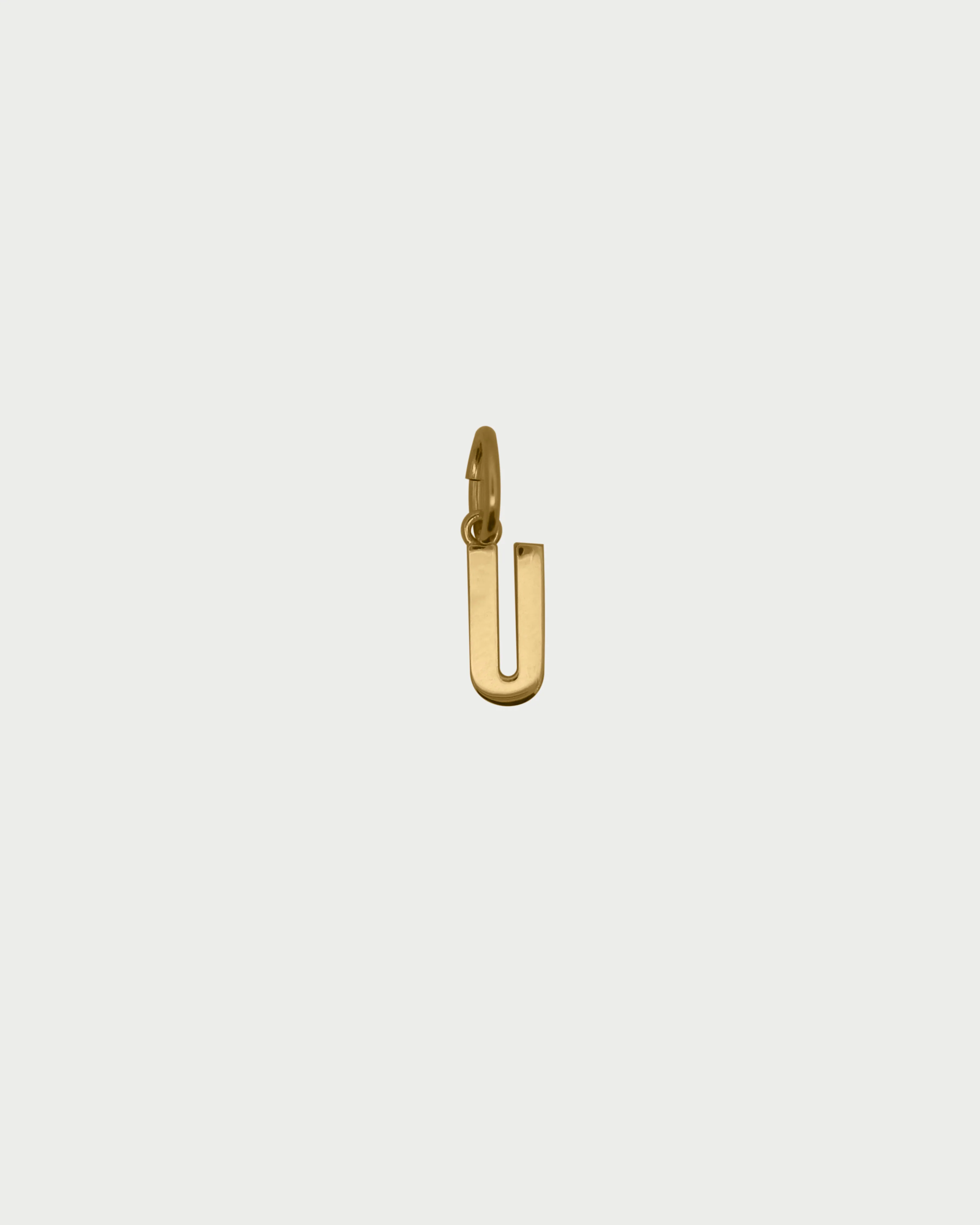 Charm lettera U