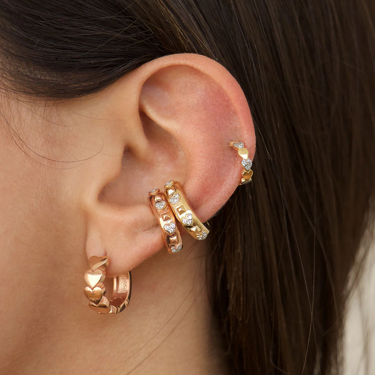 Earcuff Cuori e Borchiette Zirconi Bianchi - Image 3